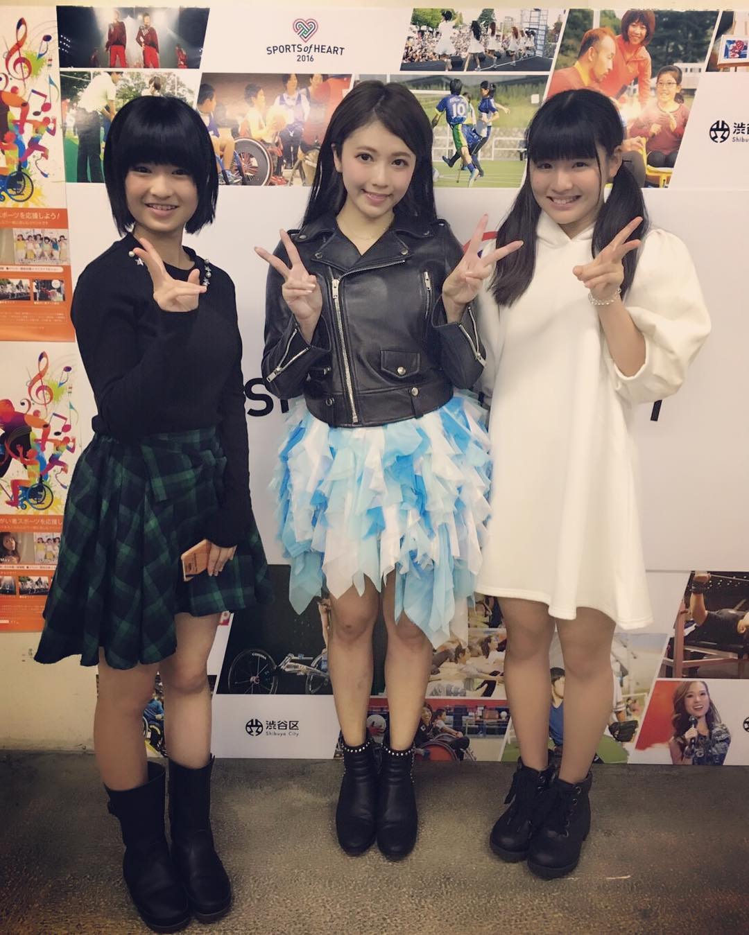 堀絵梨子 Super Girls の尾澤ルナちゃんと石橋蛍ちゃんとも撮ってたよー 待っててくれた Supergirl Moe Zine