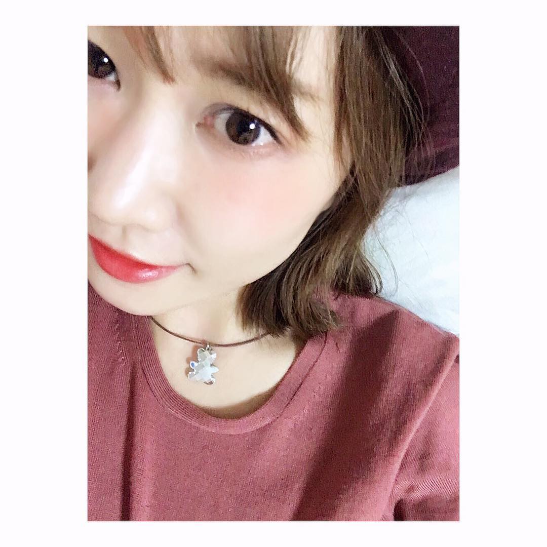 浦野一美 母からのプレゼントで 数年眠らせていた Swarovskiのネックレス チョーカーネックレスは 今期のトレンドアイテムなので やっと使いだしました Moe Zine