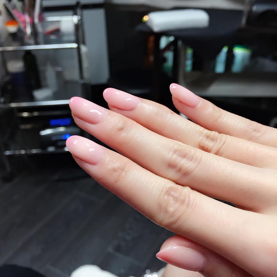平野綾 さっきの写真より色の具合が分かるかなぁと思って 頰っぺのチークもそうですが 何というか 桃 桃まん思い出すんですよねー ネイル 桃まん Ruby Moe Zine 平野綾 さっきの写真より色の具合が分かるかなぁと思って 頰っぺのチークもそうですが 何というか 桃 桃まん思い出すんですよねー ネイル 桃まん Ruby Moe Zine