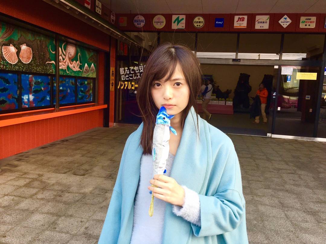齋藤飛鳥 シャケに アゴ 噛まれました 笑 シャケ 人形 齋藤飛鳥 潮騒 アゴアゴ Moe Zine 齋藤飛鳥 シャケに アゴ 噛まれました 笑 シャケ 人形 齋藤飛鳥 潮騒 アゴアゴ Moe Zine