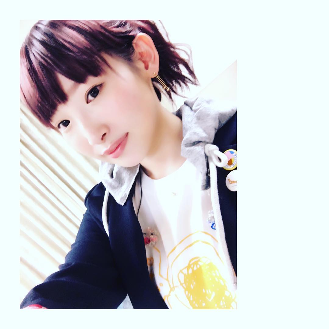 南條愛乃 衣装として コラボtシャツ着ました Moe Zine