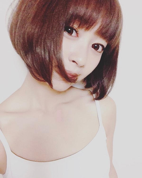 林紗久羅 髪の毛切りたい欲 せっかく伸びたしなぁ ˊ ˋ 短いとぜんぶ楽チン Moe Zine 林紗久羅 髪の毛切りたい欲 せっかく伸びたしなぁ ˊ ˋ 短いとぜんぶ楽チン Moe Zine