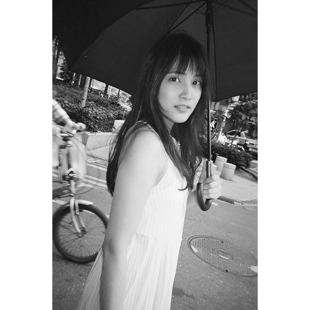 入山杏奈 写真集の中にこれに似たカットがあるけど 実は休憩中の不意打ちカットなの まさか使われるとは思わなかった 美しい罪 Film Moe Zine 入山杏奈 写真集の中にこれに似たカットがあるけど 実は休憩中の不意打ちカットなの まさか使われるとは思わなかった 美しい罪 Film Moe Zine