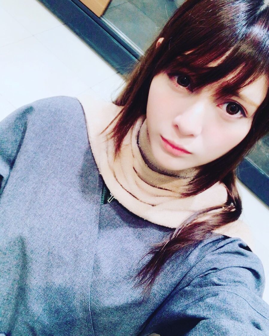 アンジェラ芽衣 今日は美容室へ before〜 peekaboo 原宿 集英社 週プレ 撮影 グラビア アイドル モデル