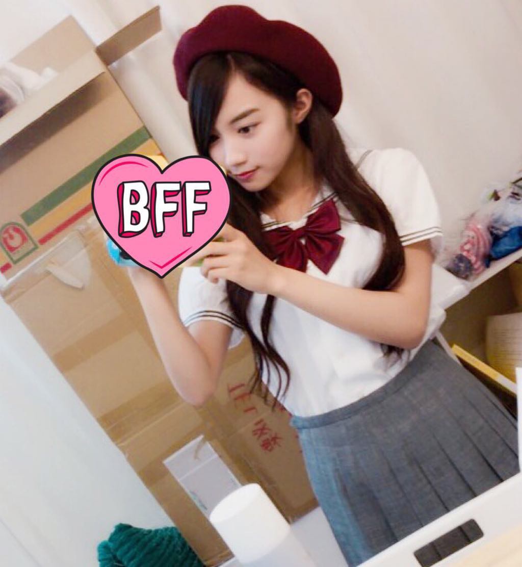 黒木ひかり こんにちは 今日の黒木はカラオケに行って生誕祭で歌う曲を練習してくるよ そしてこの写真はこの前撮影会で頂いた制服 可愛くてお気に入り よし 今日 Moe Zine 黒木ひかり こんにちは 今日の黒木はカラオケに行って生誕祭で歌う曲を練習してくるよ そしてこの写真はこの前撮影会で頂いた制服 可愛くてお気に入り よし 今日 Moe Zine