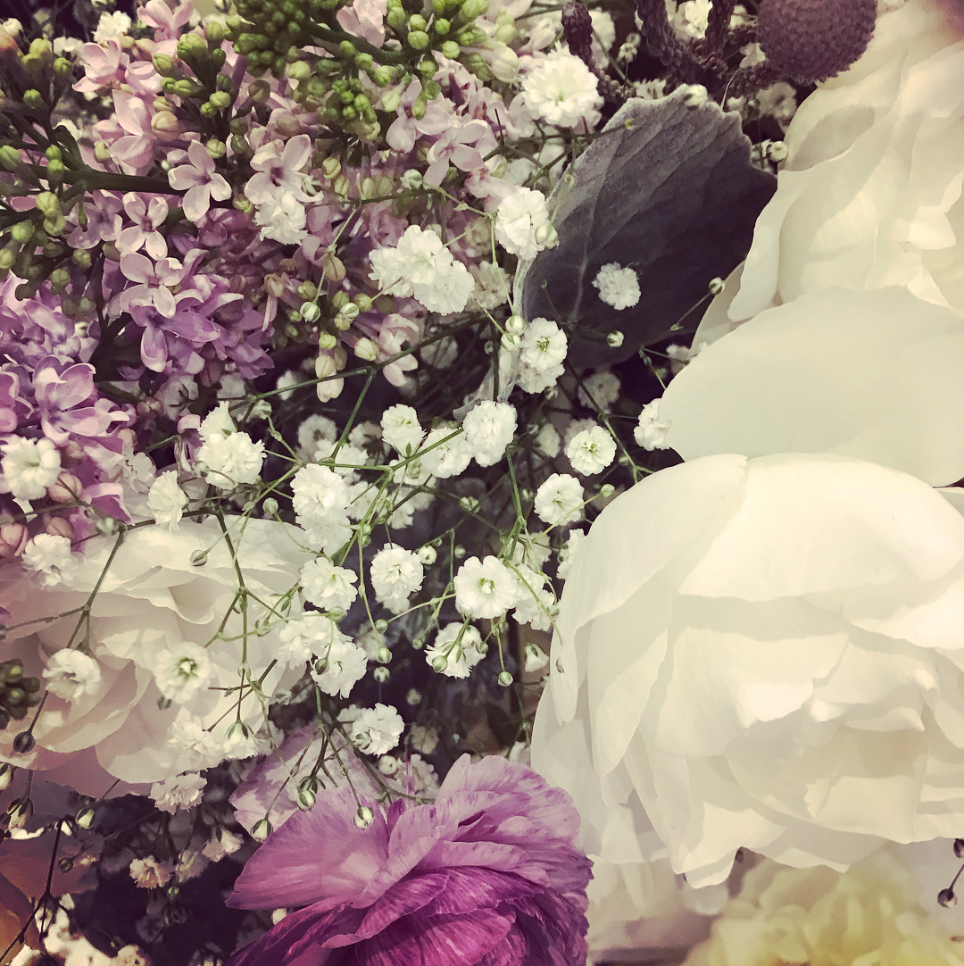 佐藤優里亜 わたしのヘアカットを長年お願いしている穂高 Hodaka の結婚partyへ アシスタント時代からの付き合いなので もう10年以上 お世話になってま Moe Zine