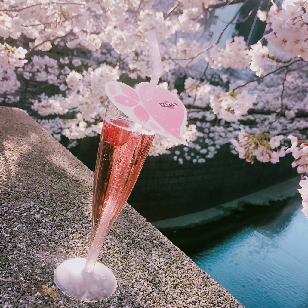 いちごシャンパン Moe Zine