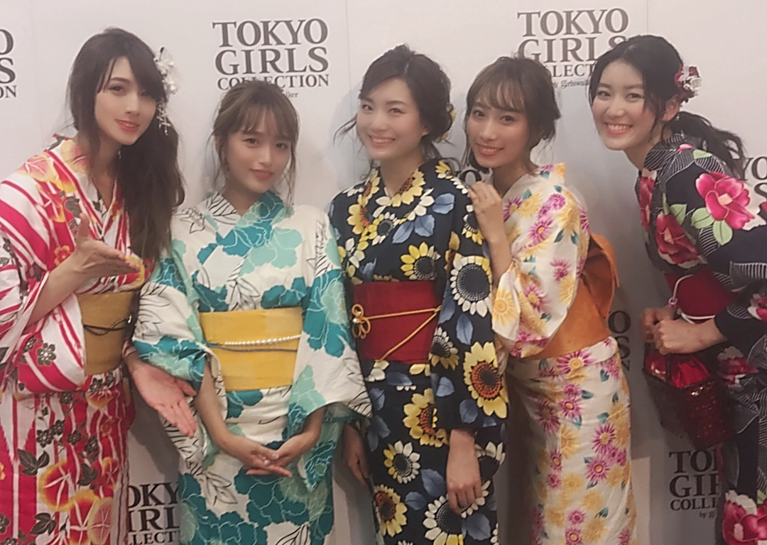 アンジェラ芽衣 Tgc富山 フィナーレ迎えました 一着目は浴衣ファッションショー 実はこの浴衣 なんとイオンで販売されてるものなの デザインもすごく可愛くて 自分も買 Moe Zine