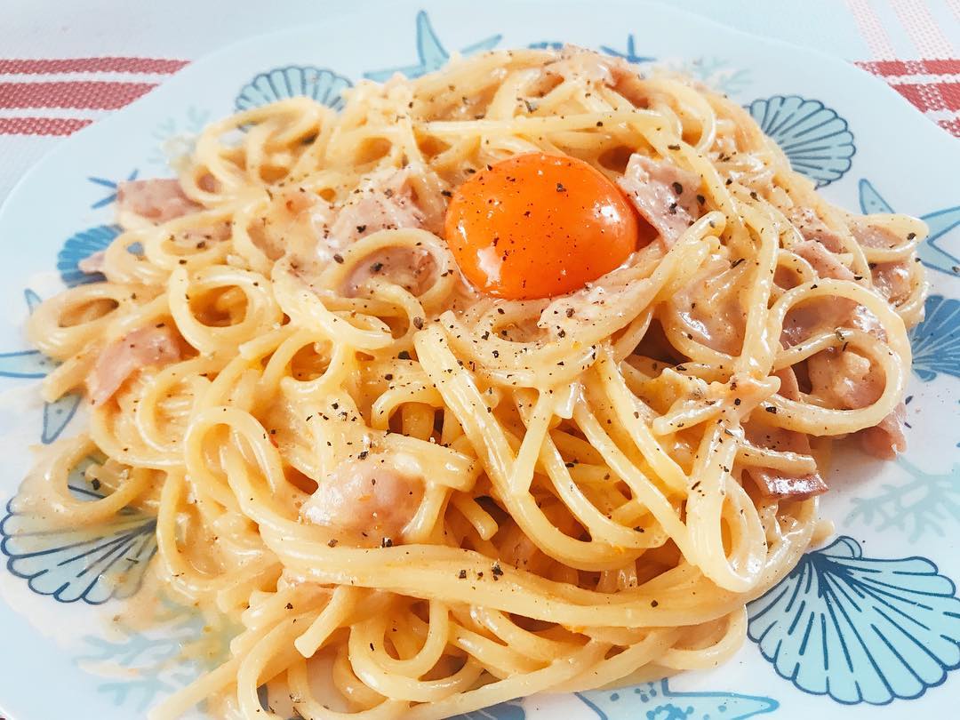 今野杏南 美味しい卵をたくさん頂いたので カルボナーラを作ってみました 生クリームじゃなくて牛乳で作ったけど濃厚に作れた カルボナーラ パスタレシピ Moe Zine