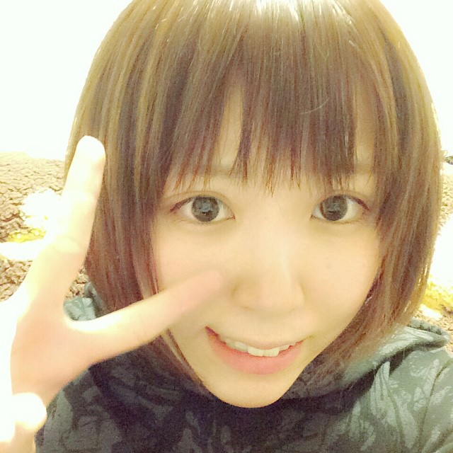 佐藤芽衣 Aka 楠ろあ Aka 楠露亚 素 涙袋美容液と涙袋の下に オロナイン塗ってたのが効いて すっぴんでも涙袋がはっきりして きた気がするけどクマかなあ Moe Zine 佐藤芽衣 Aka 楠ろあ Aka 楠露亚 素 涙袋美容液と涙袋の下に オロナイン塗ってたのが効いて すっぴんでも涙袋がはっきりして きた気がするけどクマかなあ Moe Zine