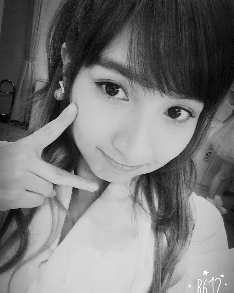 矢野目美有 Moe Zine 矢野目美有 Moe Zine