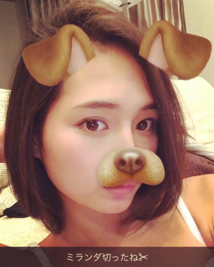 山賀琴子 髪切りたい欲が 切らないけど 後ろで髪束ねてるだけ Moe Zine 山賀琴子 髪切りたい欲が 切らないけど 後ろで髪束ねてるだけ Moe Zine