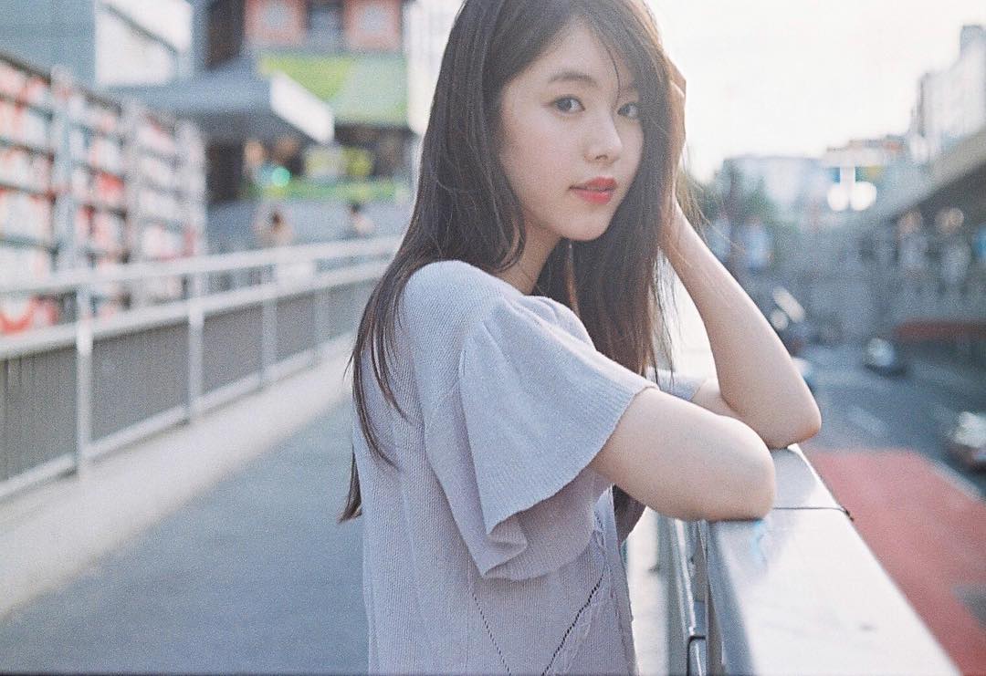 唐田えりか 今日は母達と山登り の予定で 朝に電話で 雨だけど どうするの と母に聞いたら 濡れないところ歩こう と言われたので 全身山登りの格好で合流 Moe Zine 唐田えりか 今日は母達と山登り の予定で 朝に電話で 雨だけど どうするの と母に聞いたら 濡れないところ歩こう と言われたので 全身山登りの格好で合流 Moe Zine