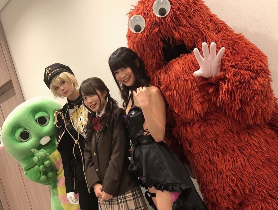 アンジェラ芽衣 Agfでまたまたお会いできた プレカトゥスの天秤spのガチャピン ムックさん 本当に本当に可愛くて楽しくて 手振ってくれたりハイタッチしてくれたり ダン Moe Zine