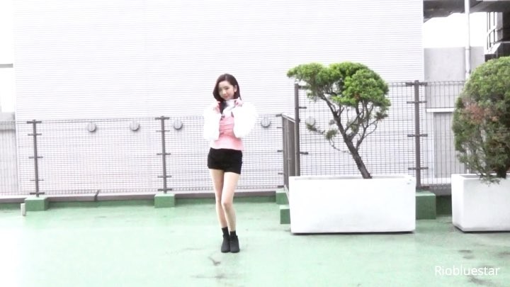 @濵松里緒菜: *
*
*
JENNIE – SOLOのdance coverをYouTubeにアップしました
*
フルの動画はプロフのところにリンクを載せています!
Link…