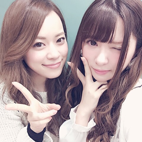 関根りさ ぽんりさ ٩ W و Moe Zine