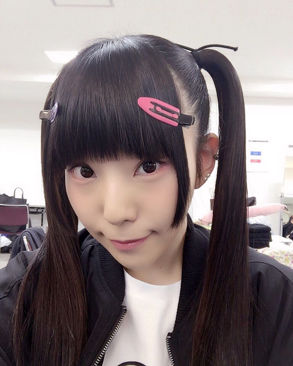 相沢梨紗 ツインテールの日 だったのメイク途中だけどwこれならあった をやすや Gn ツインテール Hairmake りさちー 相沢梨 Moe Zine 相沢梨紗 ツインテールの日 だったのメイク途中だけどwこれならあった をやすや Gn ツインテール Hairmake りさちー 相沢梨 Moe Zine