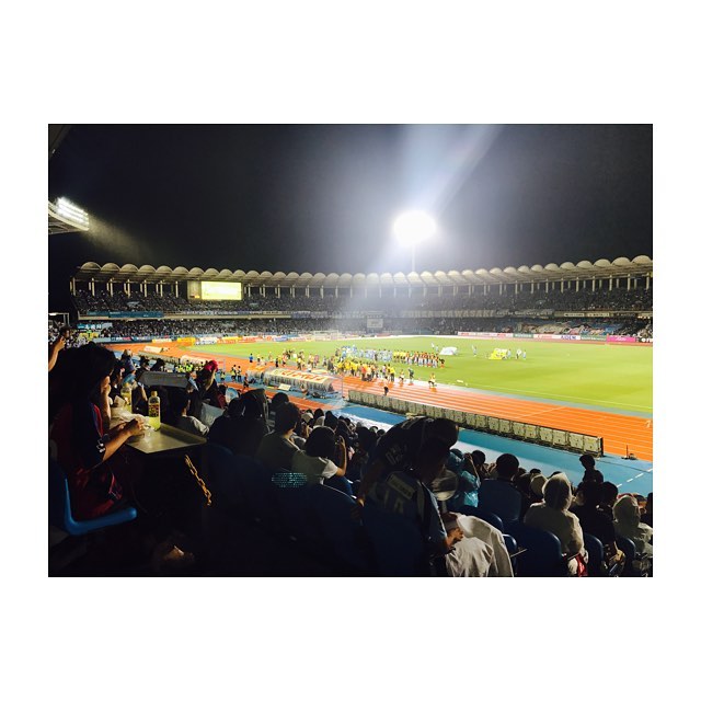 サッカー観戦 Moe Zine