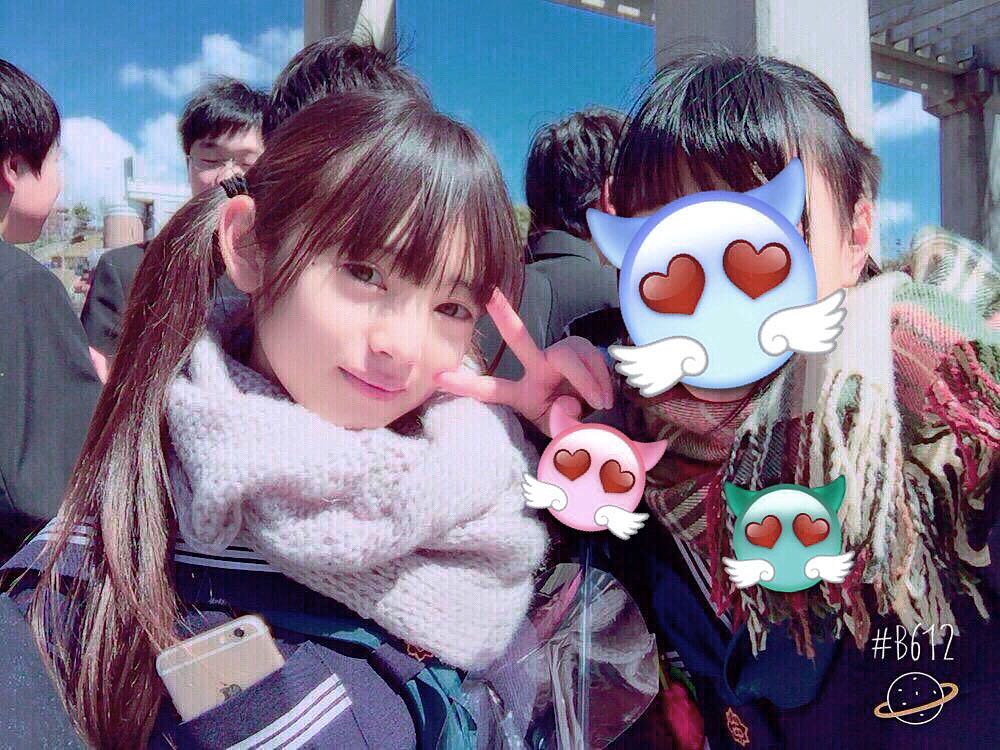 橋下美好 昔の写真見たいですって言われるけど Iphone何回も変えててないんだよねこのロリ系しか これ中学の卒業式 あと3日で高校の卒業式 Moe Zine