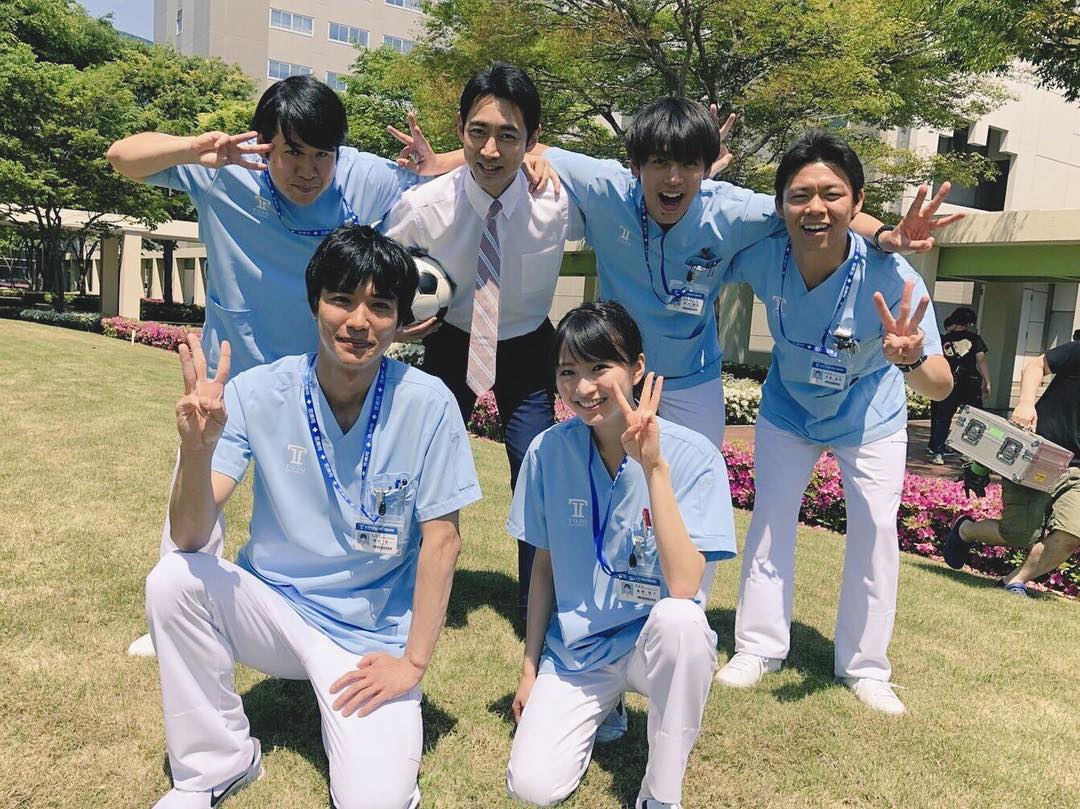 岡崎紗絵 ブラックペアン第2話 今夜9時からです 見てください ブラッペアン 今夜9時 第2話 まで3時間 森田甘路 さん 小泉孝太郎 さん 竹内涼真 Moe Zine