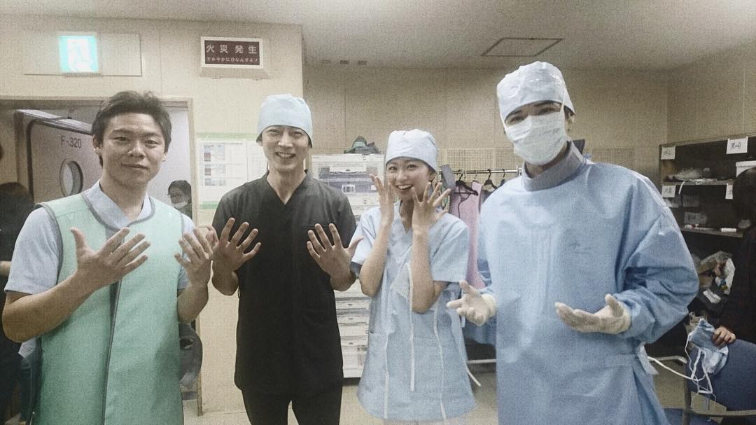 岡崎紗絵 ブラックペアン第5話まであと1時間 ぜひ見てください ブラックペアン Moe Zine