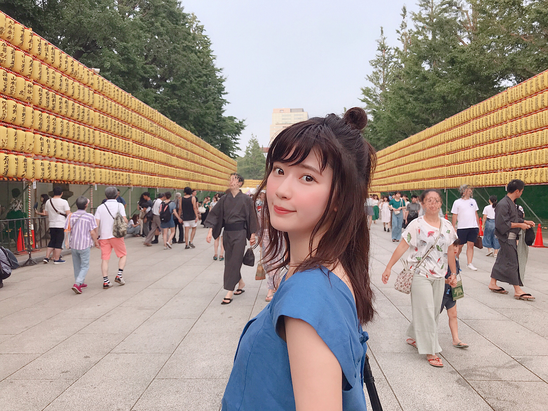 伊藤奈月 みたままつり 高校生のときぶりに 行った 屋台復活 みたままつり 御霊祭り 提灯 盆踊り お神輿 靖国神社 夏祭り Moe Zine 伊藤奈月 みたままつり 高校生のときぶりに 行った 屋台復活 みたままつり 御霊祭り 提灯 盆踊り お神輿 靖国神社 夏祭り Moe Zine