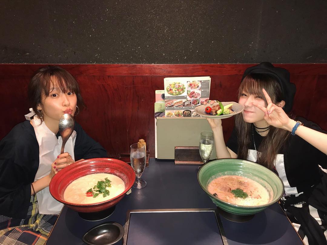 田中れいな 高橋愛ちゃんとミュージカル 赤毛のアン 観に行きました 初めて本格的なミュージカル観劇させて頂きましたが 感動したーーぁあ そのあと つるとんたん Moe Zine 田中れいな 高橋愛ちゃんとミュージカル 赤毛のアン 観に行きました 初めて本格的なミュージカル観劇させて頂きましたが 感動したーーぁあ そのあと つるとんたん Moe Zine