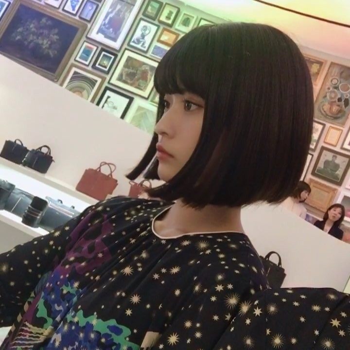 横田ひかる ポールスミスの18年秋冬コレクションのイベントへ 素敵な衣装もpaulsmith 9 7 8限定で ポール スミス六本木店にて開催 キープリントの世界観を Moe Zine