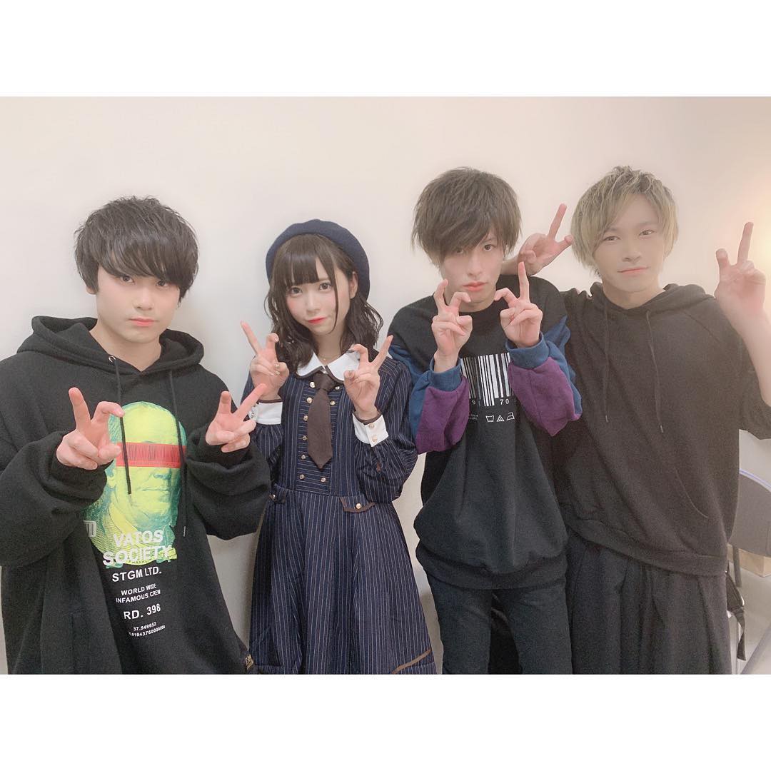 佐藤芽衣 Aka 楠ろあ Aka 楠露亚 ノンラビさん最高なので 今日東京のみんなに観てほしい これは大阪vazrideの ノンストップラビット ノンラビ Moe Zine 佐藤芽衣 Aka 楠ろあ Aka 楠露亚 ノンラビさん最高なので 今日東京のみんなに観てほしい これは大阪vazrideの ノンストップラビット ノンラビ Moe Zine