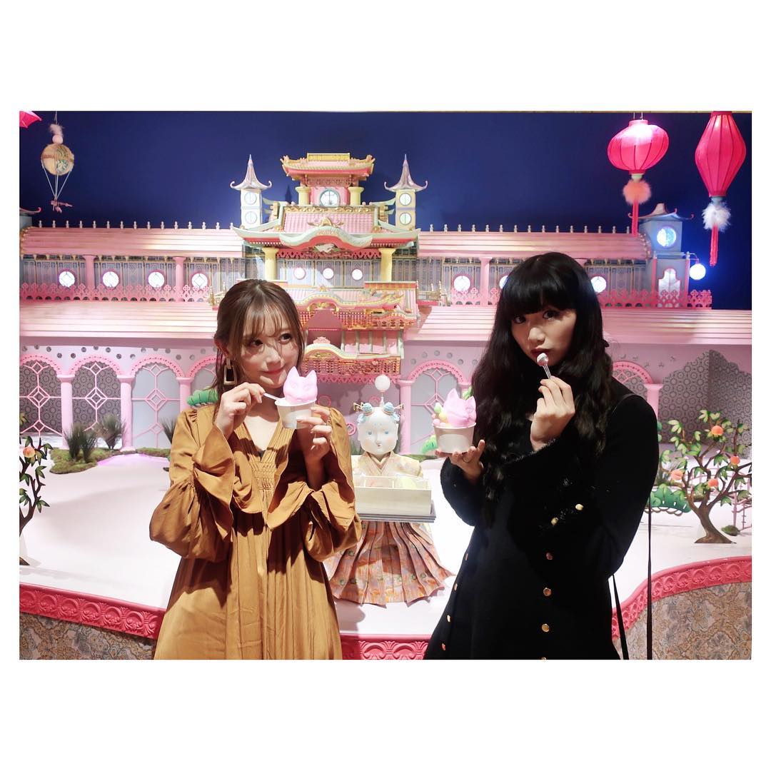 菅野結以 ぱるつばに遭遇 かわいいふたりの食レポを激写 リアクション無 きょうから銀座三越ではじまる Klokaのthe Small Utopiaにて ア Moe Zine