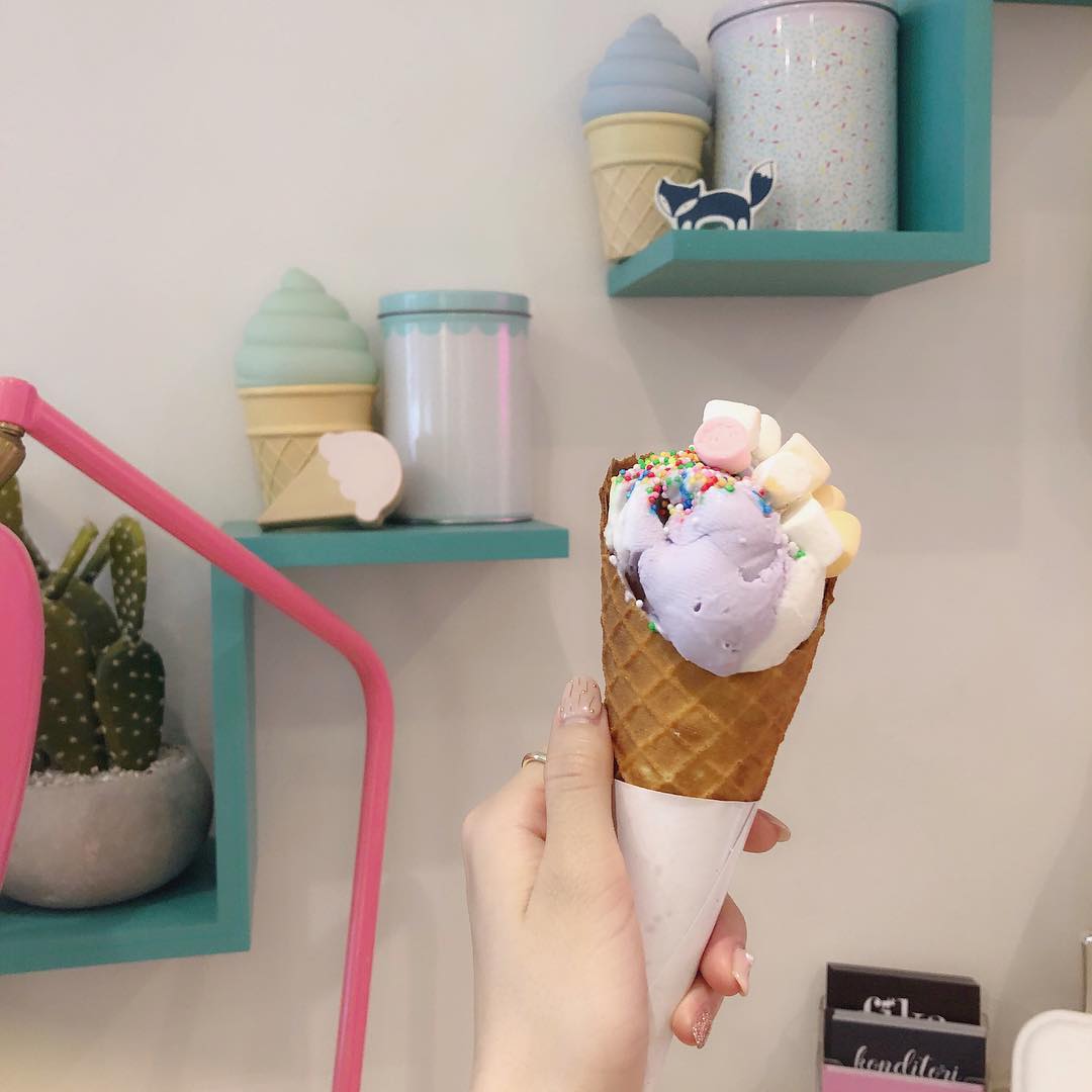 濵松里緒菜 正解は アイスクリーム屋さんでしたー Singapore Cafe Singaporecafe Icecream シンガポール Moe Zine
