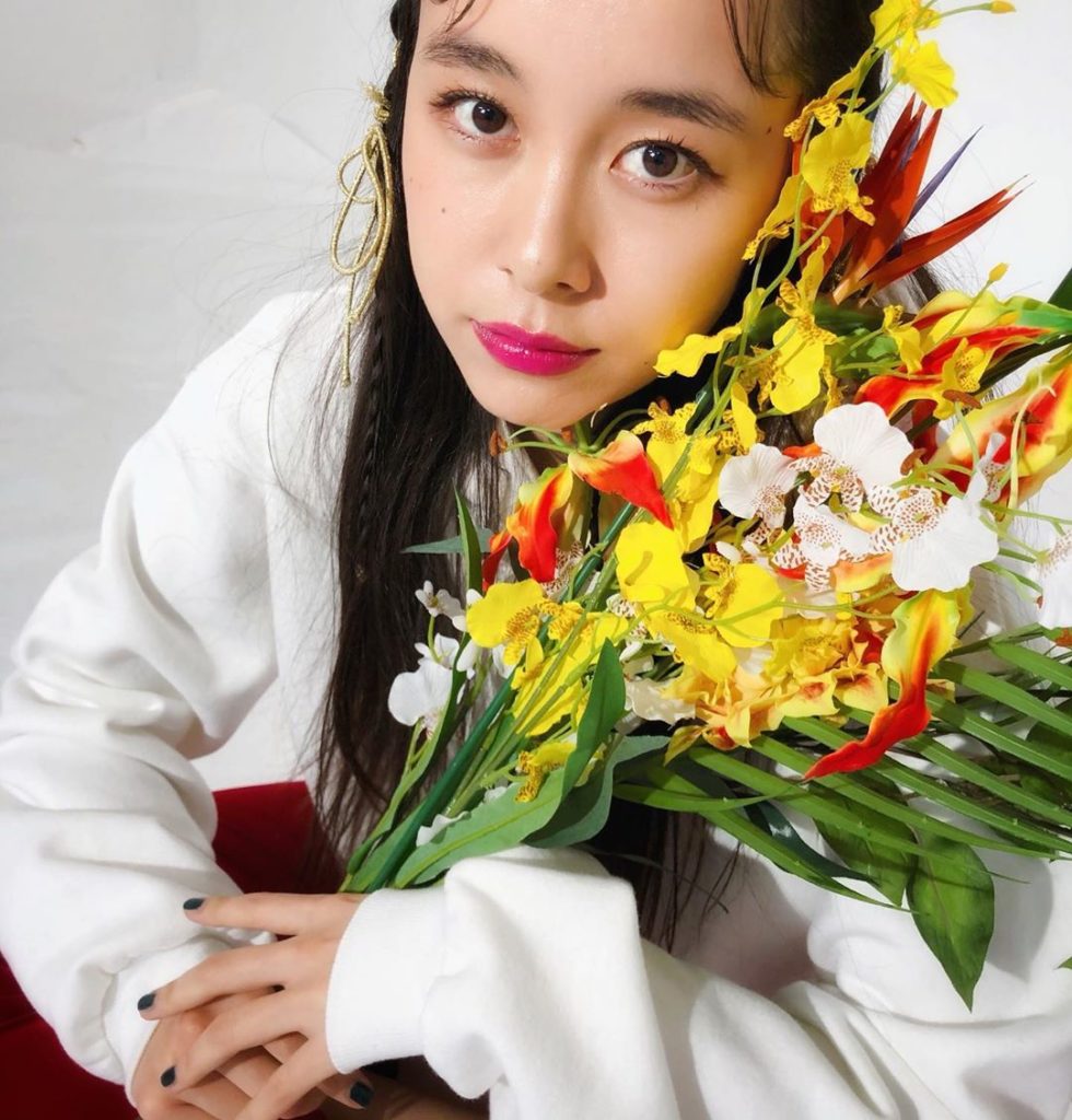 佐藤ミケーラ Page 3 of 31 Moe Zine