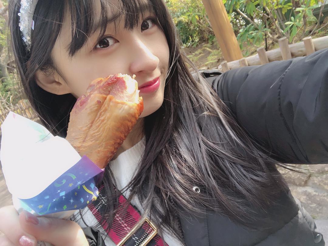 松本日向 もぐもぐディズニー いっぱい食べたかったもの食べた 幸せ 100 でした ディズニー ディズニーフード リトルグリーンメン Disneyland Moe Zine