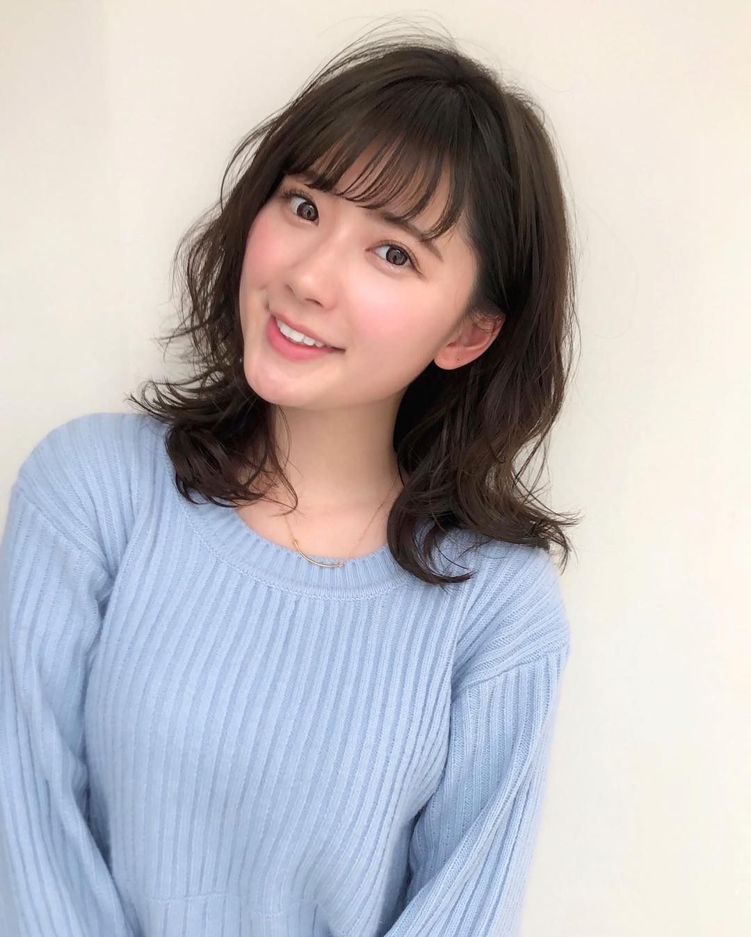 伊藤奈月 先週 宮原さんに カット カラー トリートメント してもらってきた いい色 前髪の範囲も 半年前から 減らす計画を ずっとやってて ちょ Moe Zine
