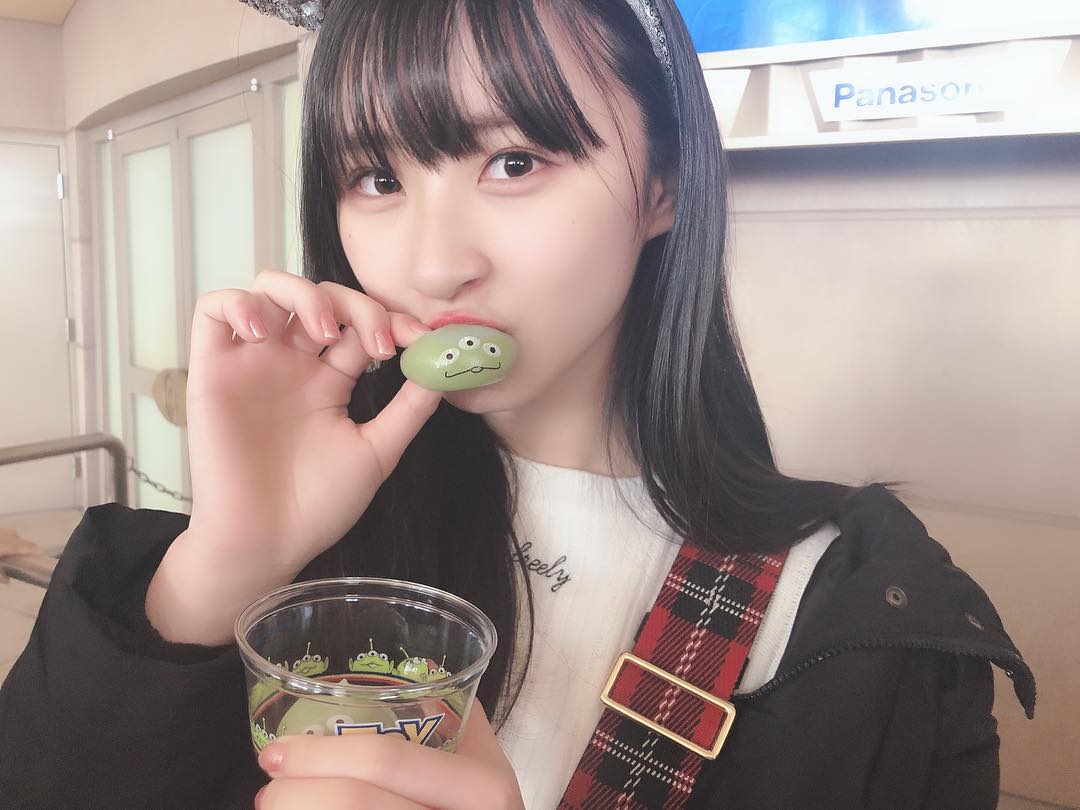 松本日向 もぐもぐディズニー いっぱい食べたかったもの食べた 幸せ 100 でした ディズニー ディズニーフード リトルグリーンメン Disneyland Moe Zine