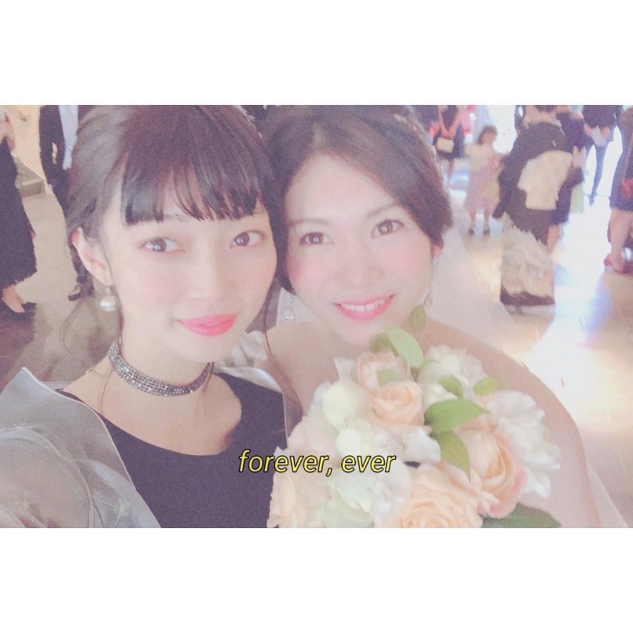 田中真琴 高校時代からのとてもとても大切な友達の結婚式 凄く綺麗でいつもと違う人みたいで気恥ずかしくて 眩しかった 3年間で2回クラス同じなったけどほんまに高 Moe Zine 田中真琴 高校時代からのとてもとても大切な友達の結婚式 凄く綺麗でいつもと違う人みたいで気恥ずかしくて 眩しかった 3年間で2回クラス同じなったけどほんまに高 Moe Zine