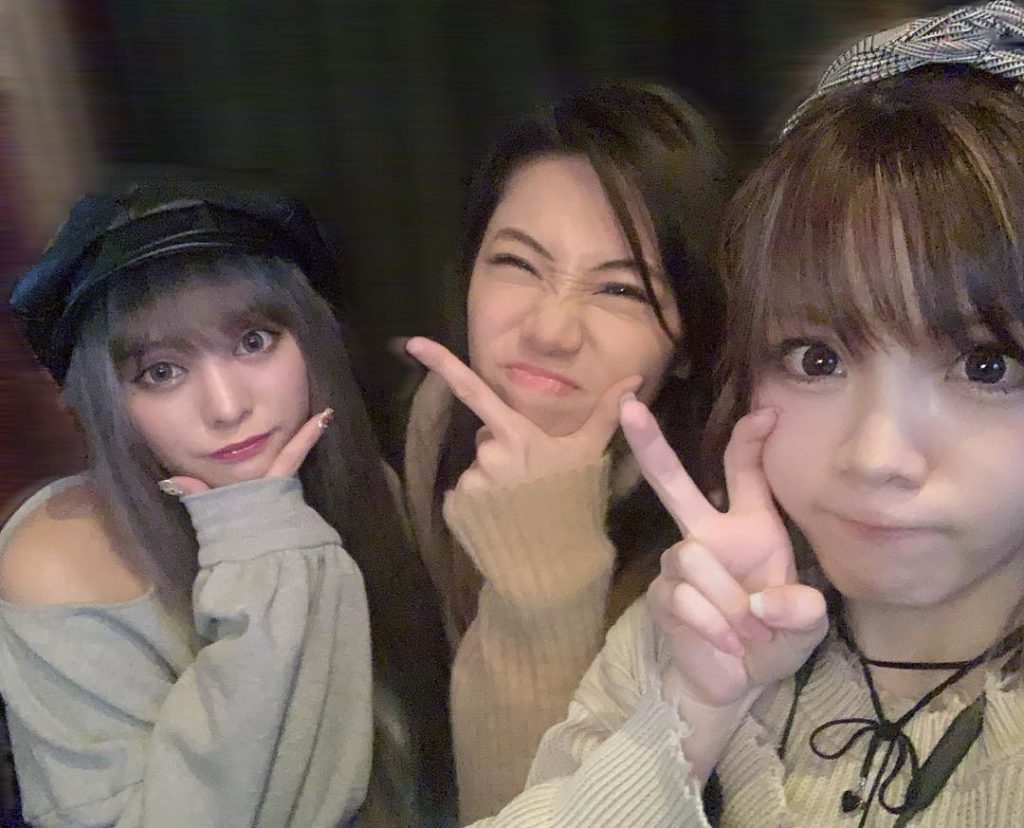 地味な変顔 Moe Zine 地味な変顔 Moe Zine