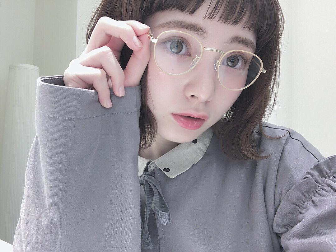 橋下美好 めがねちゃん みたいにはなれなかった Moe Zine 橋下美好 めがねちゃん みたいにはなれなかった Moe Zine