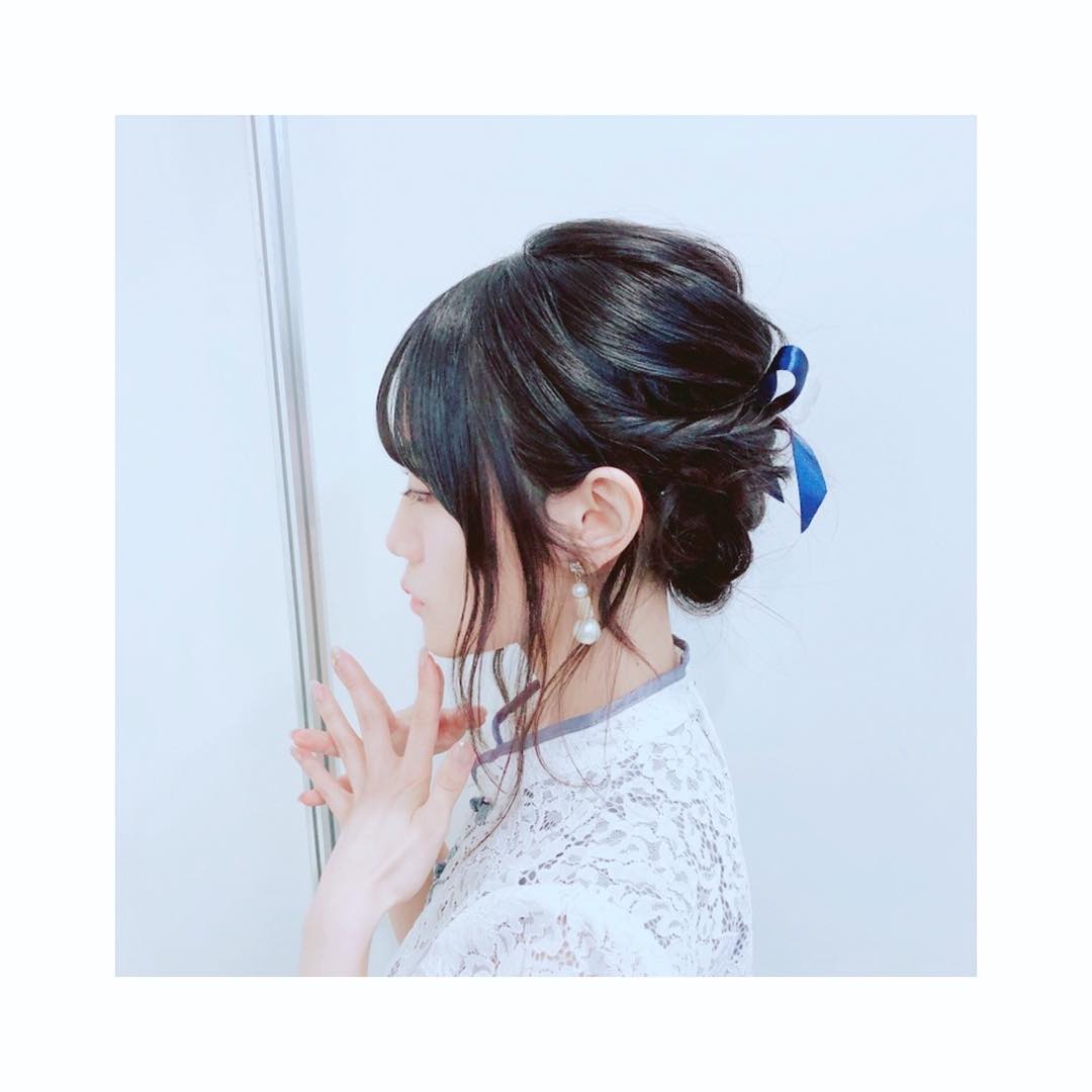 小倉唯 今日の髪型 Hairarrange Hairstyle ヘアアレンジ まとめ髪 Moe Zine
