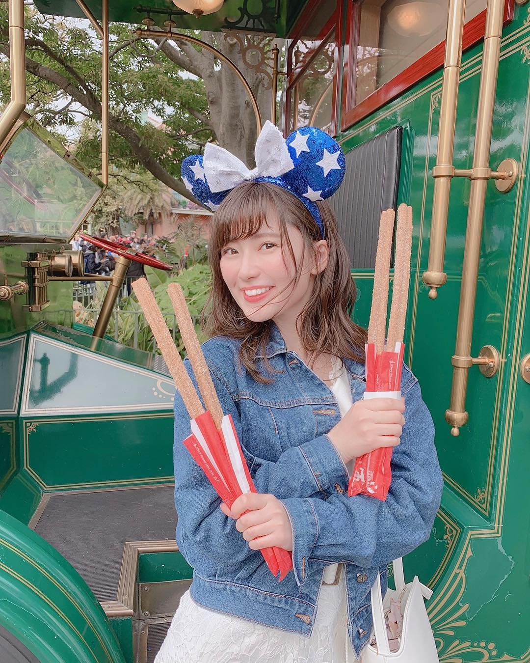 伊藤奈月 ていっ やー ディズニーフォト 縦アングルまとめ Disney Disneyland ディズニーランド ディズニー Moe Zine 伊藤奈月 ていっ やー ディズニーフォト 縦アングルまとめ Disney Disneyland ディズニーランド ディズニー Moe Zine