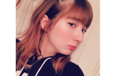 #goodmorning  昨日は新しい作品、
この街の星屑の顔合わせと本読みでした

珍しくハーフアップお団子にしてみた
#hair #お団子 #ハーフアップ...