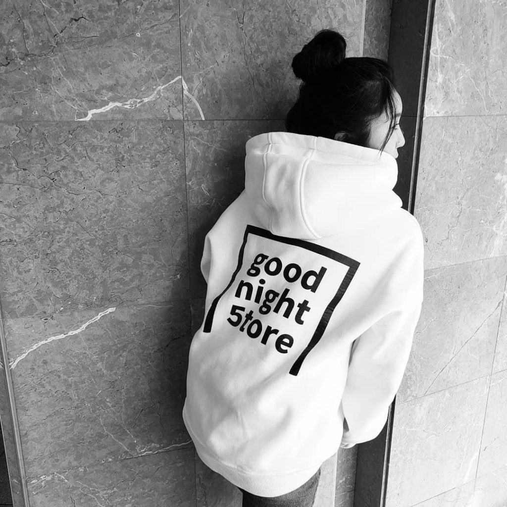 goodnight5tore - Moe Zine