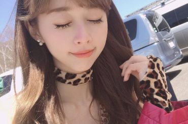 本日はHotversionさんの撮影でした
vol.158の発売は6月8日(土)です

今回は企画で土屋さんと谷口さんと織戸さんの似顔絵を描かせて頂きました
自...