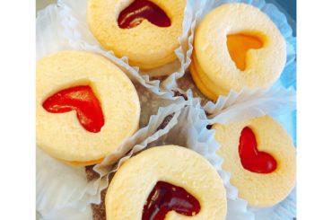 goodmorning 今日は、小倉唯#平成最後のライブ  仙台楽しんでいきましょう〜！！ 朝から可愛いクッキー食べて、テンション上げよう作戦 #deanand...