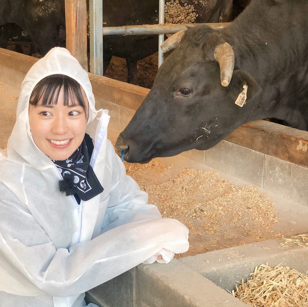 @渡辺早織: うまいッ！お引越しします月曜ひる0時20分〜0時43分まで！スタジオも一新。さわやかなマルシェ風で素敵です 明日4/29 肉の日のテーマは宮崎県の尾崎牛！…
