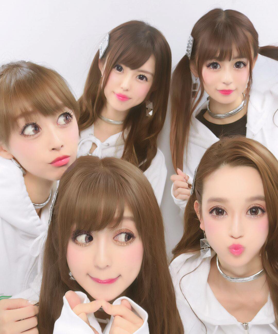 林紗久羅 平成最後にプリクラ 平成最後の日 宇宙人 400円で宇宙人になれる 私の顔見て爆笑するメンバーたち ありがとう平成 平成元年生まれ 良い環境 Moe Zine