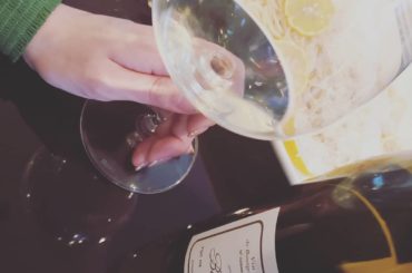 素敵なごはんとワインをお家でご馳走していただきました
檸檬とてんさい糖のパスタ…！
これはわたしもお家で作ってみたい！！
でもこんなに美味しくは作れないなぁ…。...