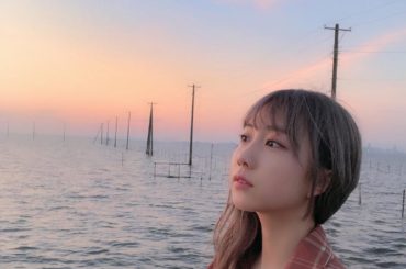 .
今日は千葉県の
江川海岸に行ってきたの
.
.

ここはね電柱が海に
浮かんでるみたいに見えるでしょ？
すごい幻想的で綺麗なの
夕日とあいまって美しい
.
...