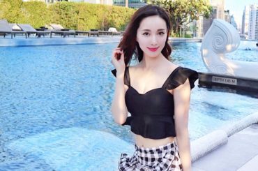 撮影で何回も行ったことがあったタイなのですが、バンコク滞在はなんと今回が初めて﻿
﻿
ようやくプライベートで水着を着たり楽しめるようになってきたよ﻿
﻿
水に濡...