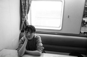 @hermagazineofficial さんに
去年新島で撮影した宝物のような写真を、掲載して頂きます。是非紙面を
(今までの投稿写真もこれも全部アザーカット...